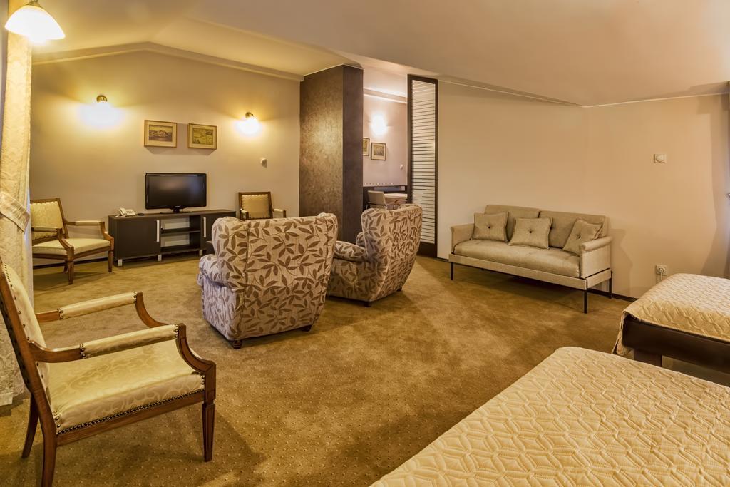 Hotel Konak Vukasinovic Belgrad Zimmer foto